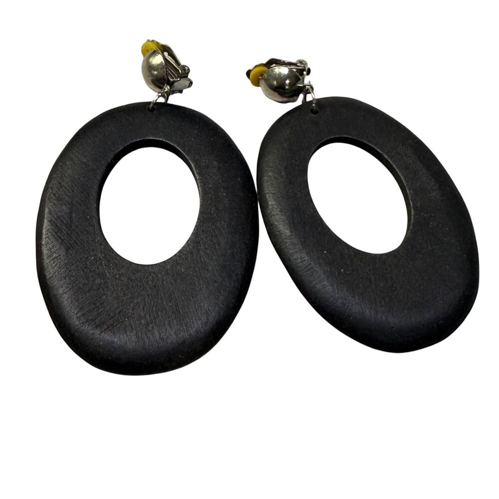 Vintage Black Oval Clip-On Earrings Lightweight Wood Design Retro Boho Jewelry